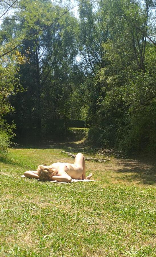 Chambre D'Hotes Naturiste Le Jardin Des Hirondelles Blanzaguet-Saint-Cybard Экстерьер фото