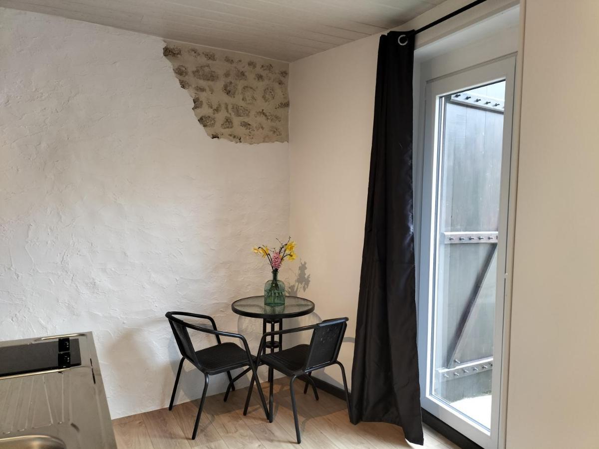 Chambre D'Hotes Naturiste Le Jardin Des Hirondelles Blanzaguet-Saint-Cybard Экстерьер фото