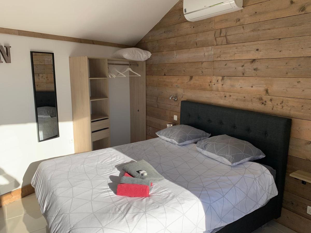 Chambre D'Hotes Naturiste Le Jardin Des Hirondelles Blanzaguet-Saint-Cybard Экстерьер фото