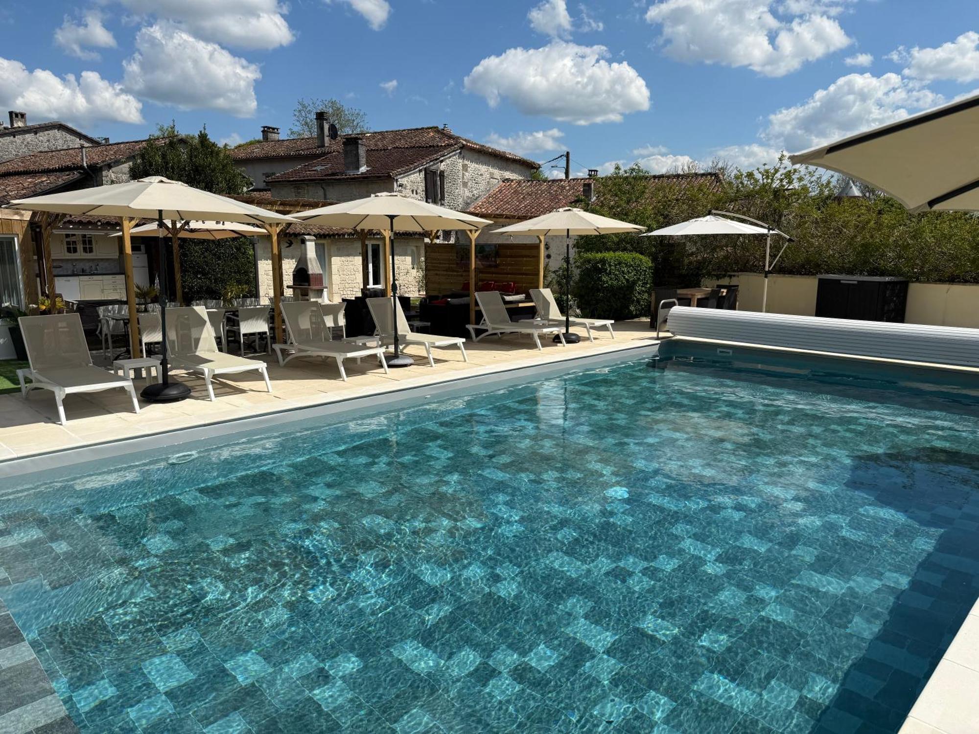 Chambre D'Hotes Naturiste Le Jardin Des Hirondelles Blanzaguet-Saint-Cybard Экстерьер фото